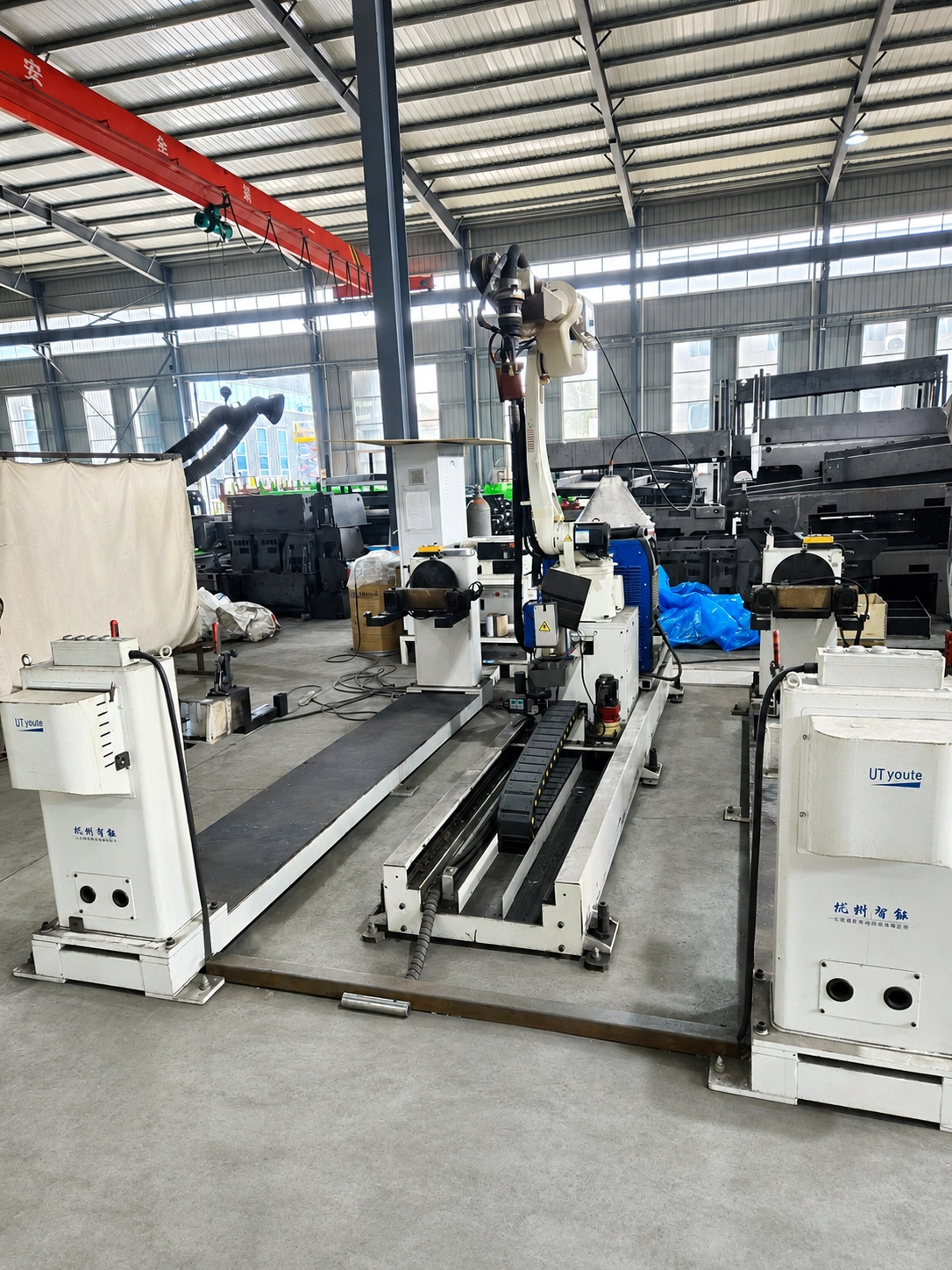 Highreach robotic welding